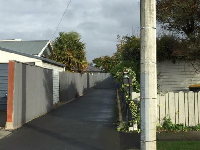 A Little Bit Beachy Modern Guest Room And Private Toilet Christchurch Extérieur photo